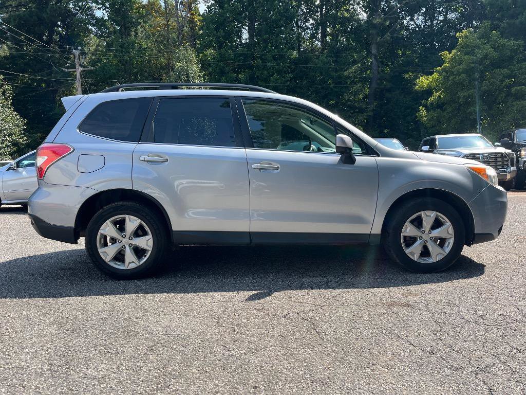 Used 2015 Subaru Forester 2.5i Limited AWD/4WD image 6
