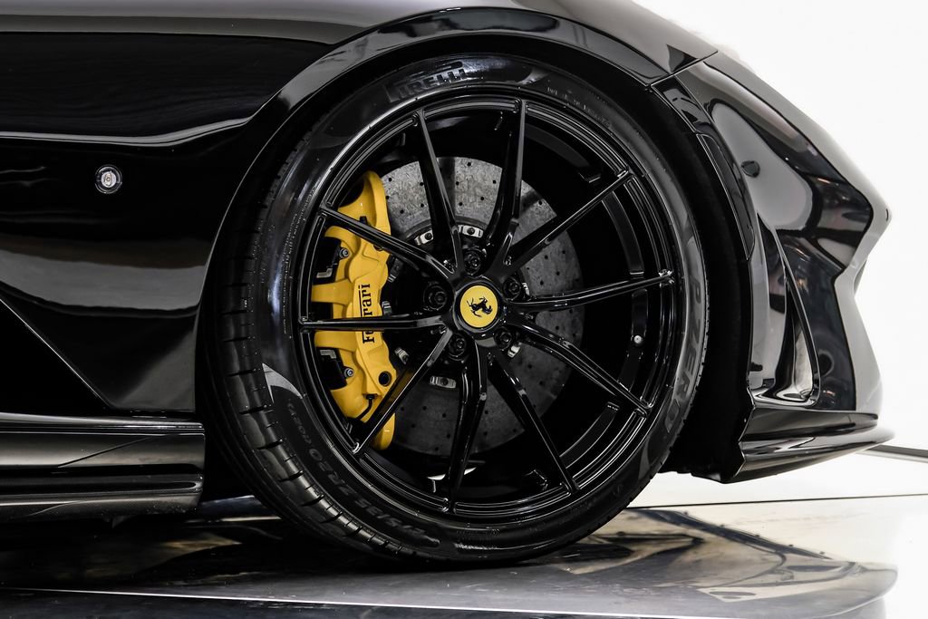 Used 2019 Ferrari 812 Superfast RWD image 52