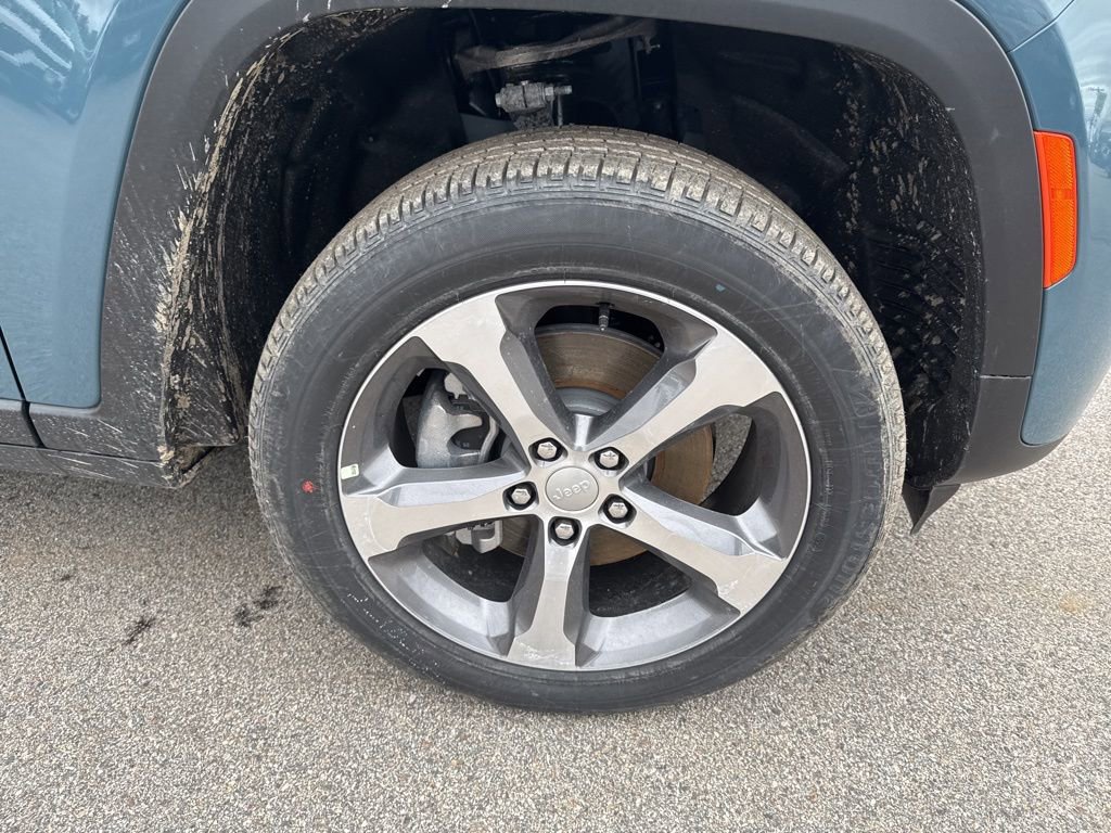 New 2026 Jeep Grand Cherokee L Limited image 9