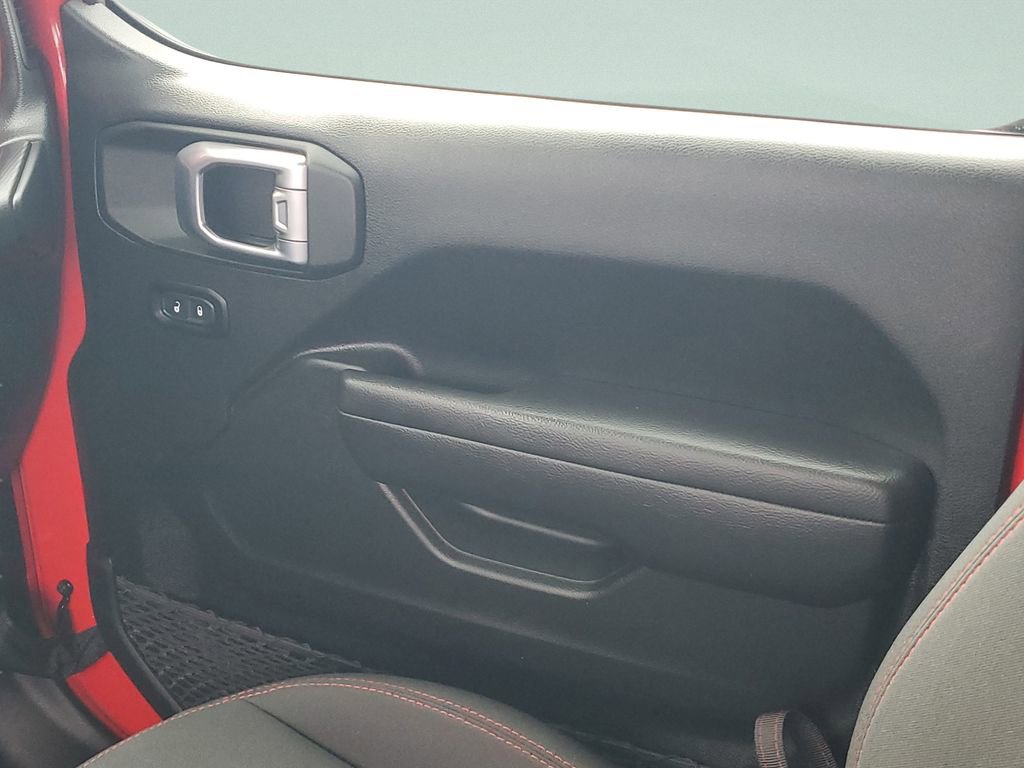 Used 2022 Jeep Wrangler Unlimited Rubicon AWD/4WD image 13