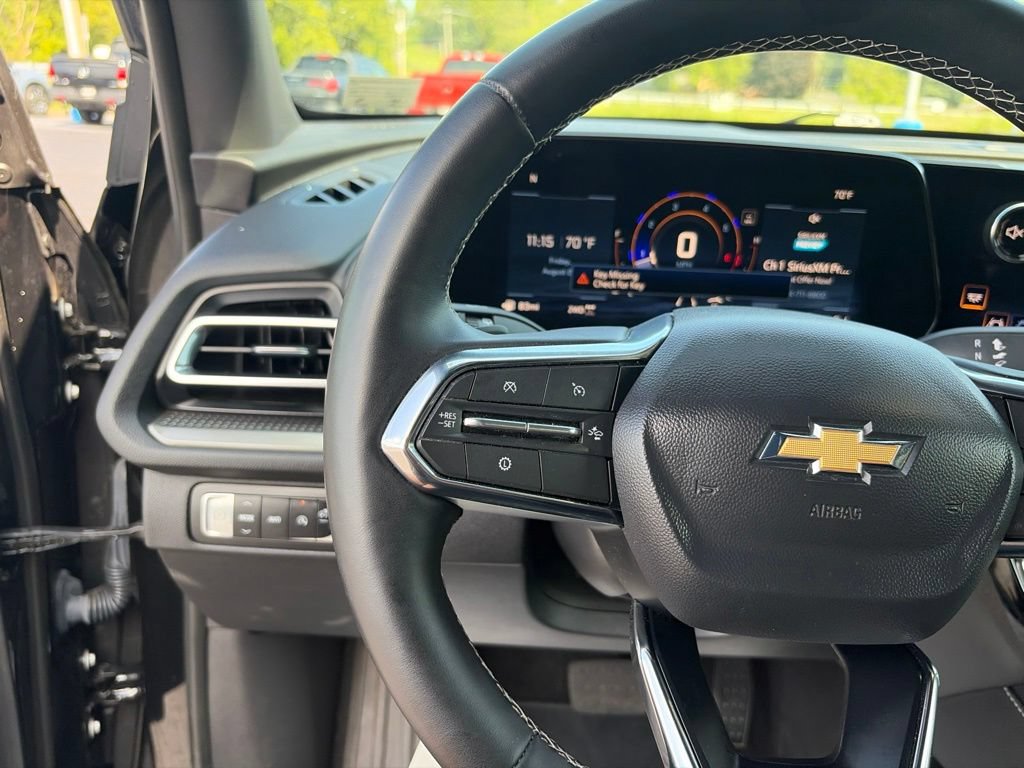 Used 2026 Chevrolet Traverse LT AWD/4WD image 19