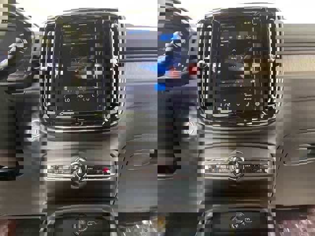 Used 2023 Volvo XC40 B5 Plus w/ Driver Assist Package AWD/4WD image 20