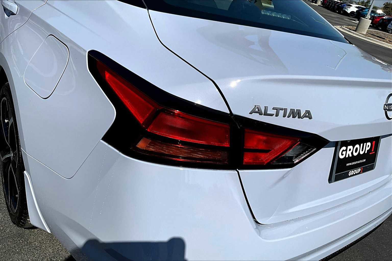 New 2025 Nissan Altima 2.5 SR image 14