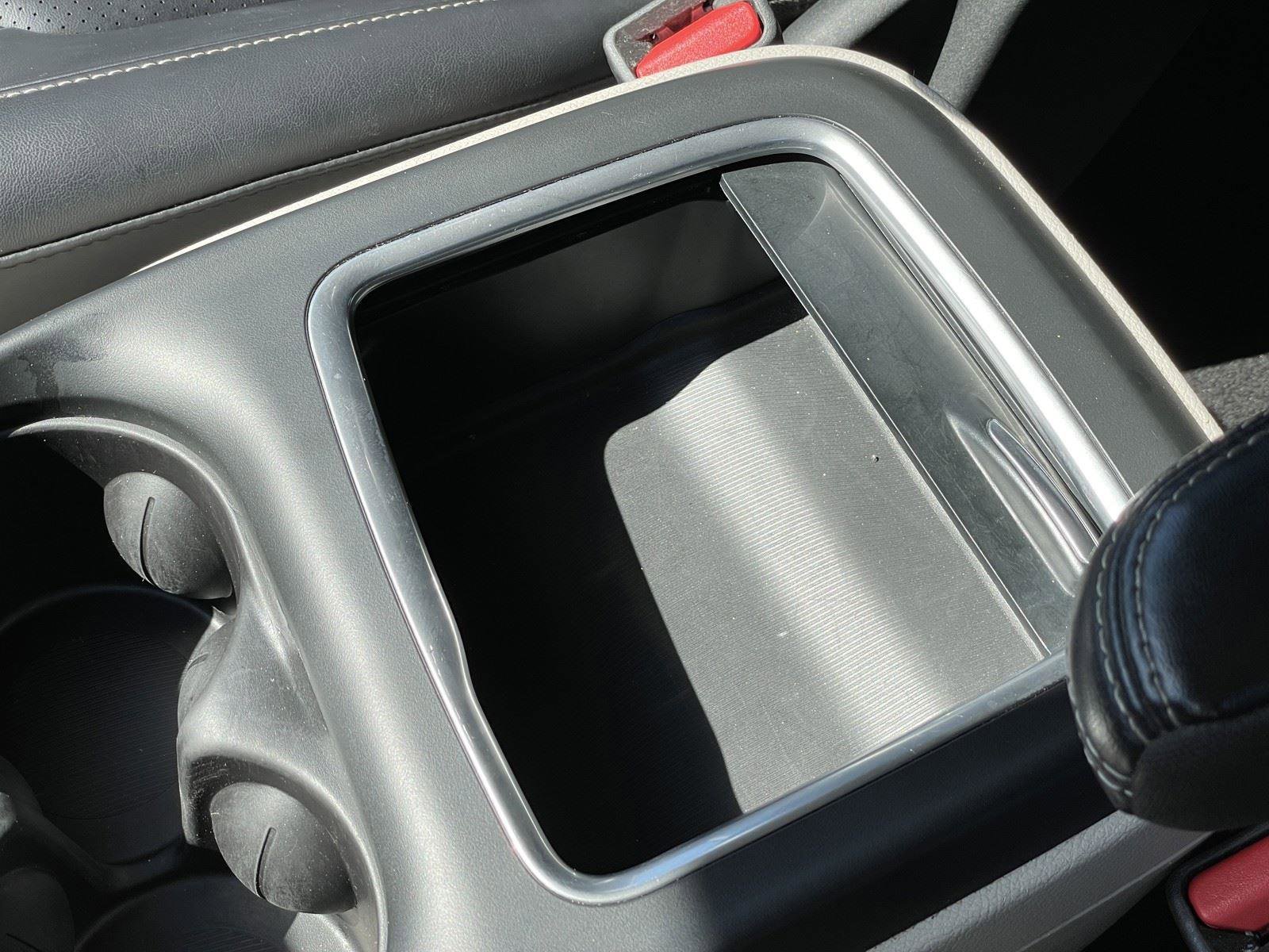 Used 2023 Chrysler Pacifica Touring-L image 30