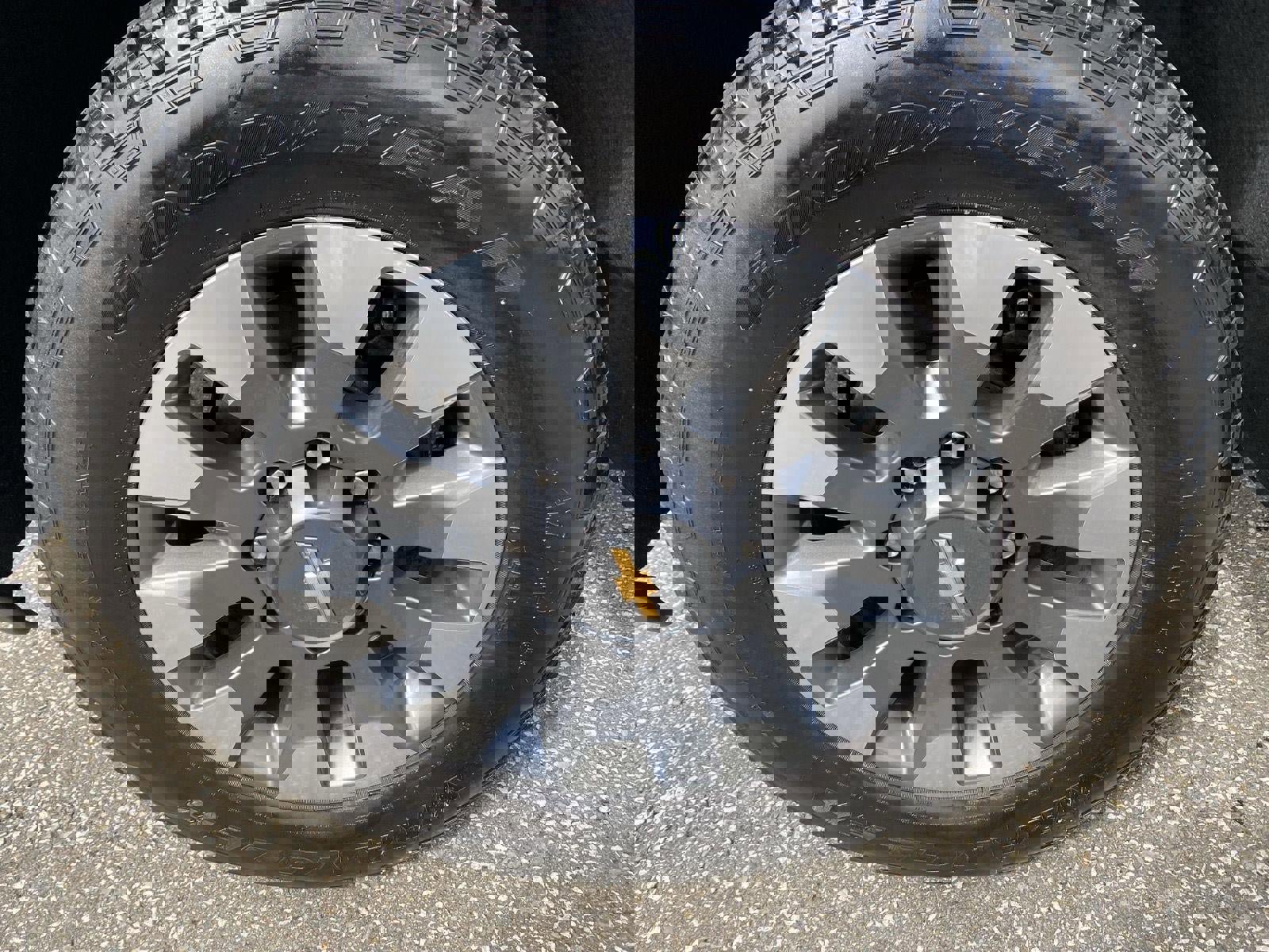 Certified 2024 Chevrolet Silverado 2500 Custom w/ Custom Value Package image 16