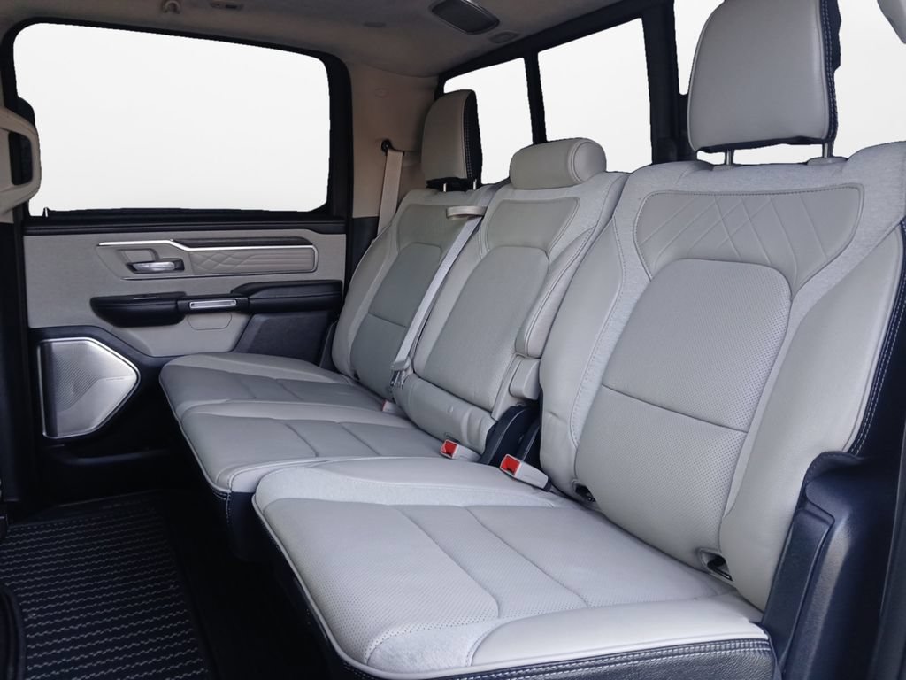 Used 2024 RAM 1500 Limited AWD/4WD image 22