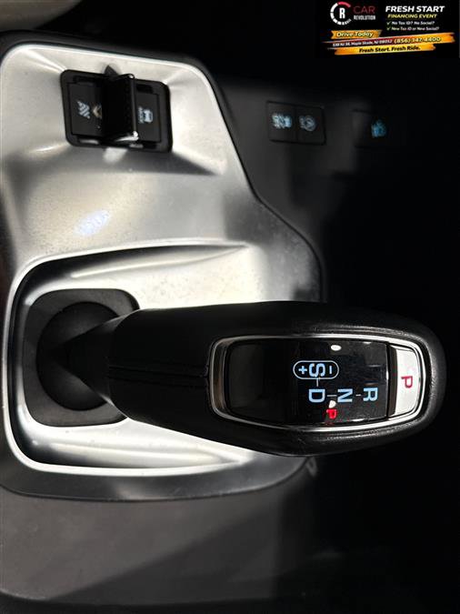 Used 2020 Jaguar E-PACE R-Dynamic S image 23