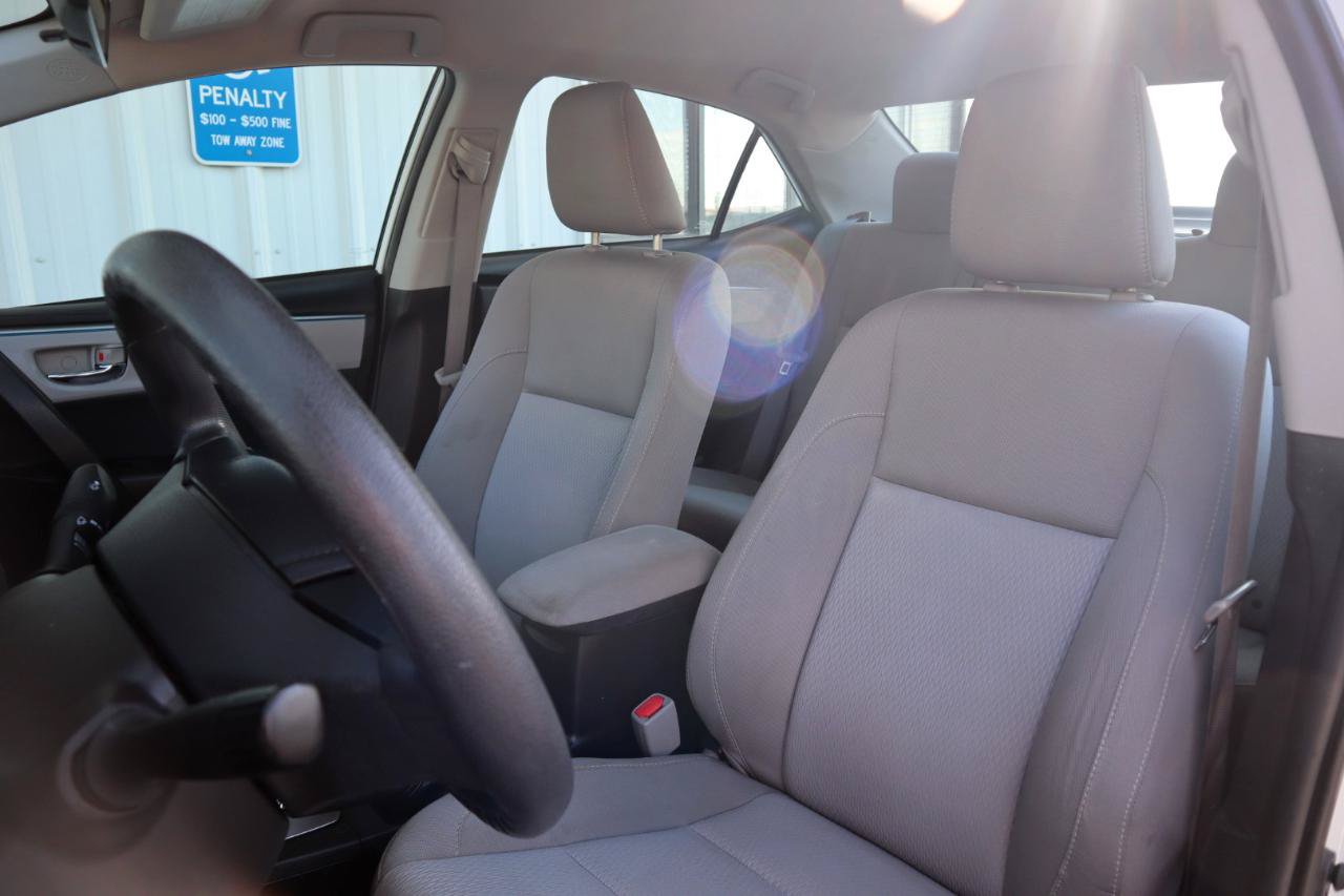 Used 2015 Toyota Corolla LE FWD image 45