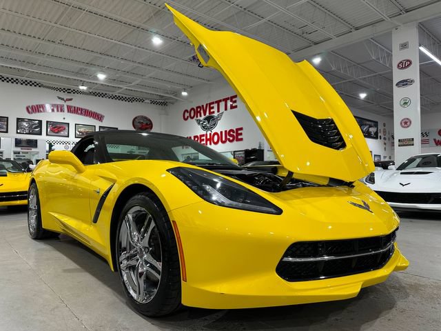 Used 2016 Chevrolet Corvette Stingray Convertible w/ 3LT Preferred Equipment Group RWD image 4