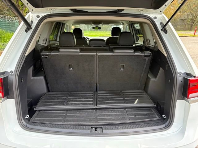 Used 2024 Volkswagen Atlas SE AWD/4WD image 24