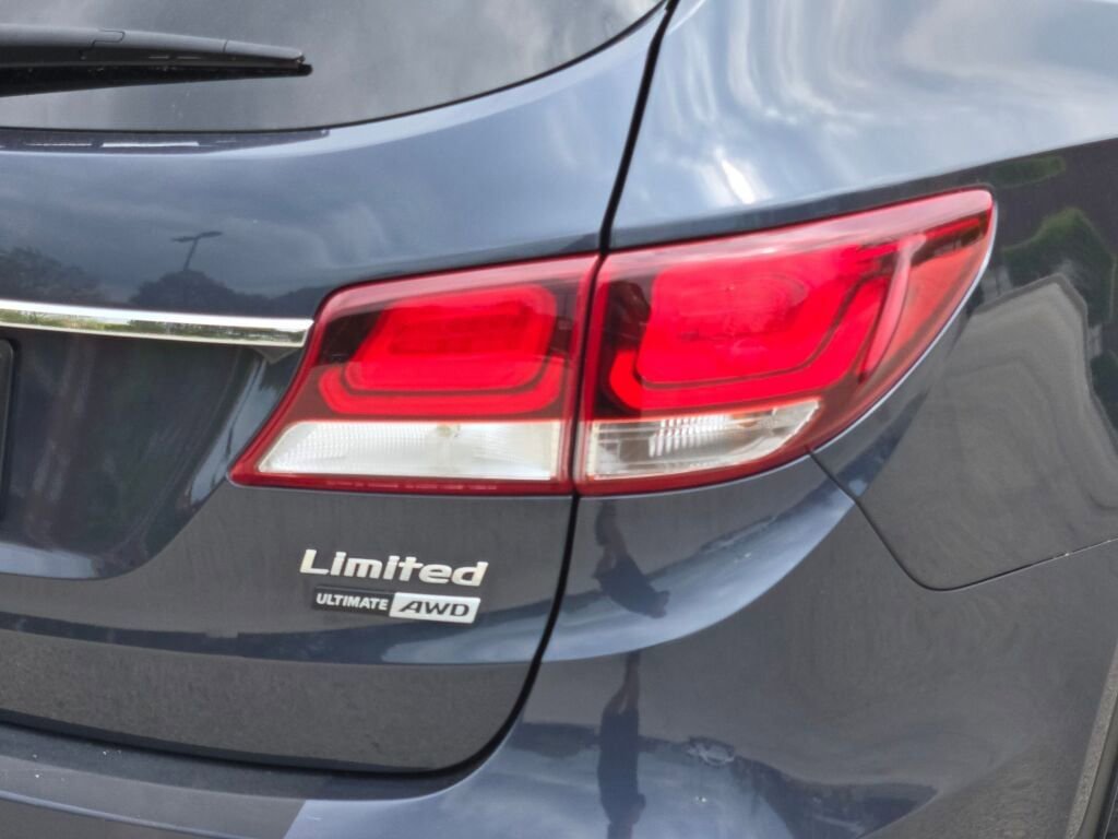 Used 2019 Hyundai Santa Fe XL w/ Cargo Package AWD/4WD image 13
