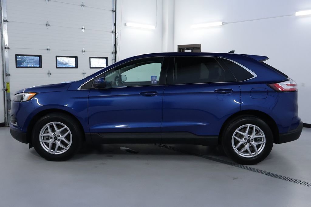 Used 2024 Ford Edge SEL image 4