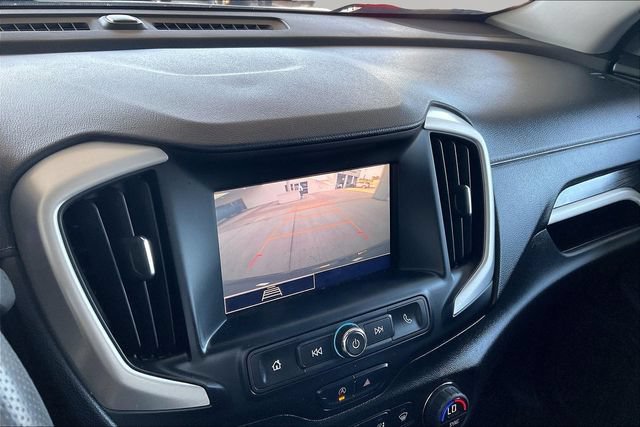 Used 2022 GMC Terrain SLE w/ Driver Convenience Package AWD/4WD image 11
