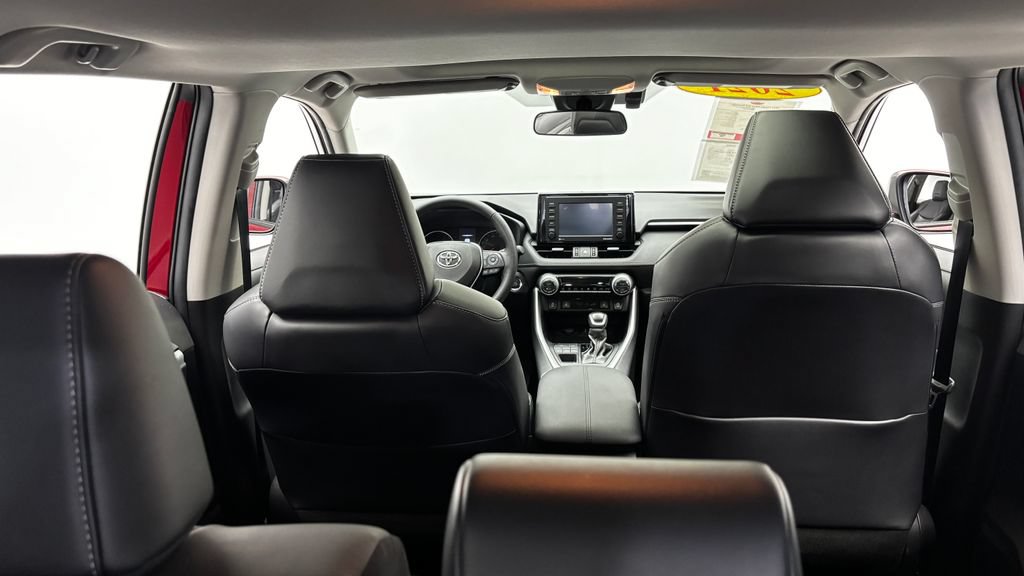 Used 2021 Toyota RAV4 XLE Premium AWD/4WD image 37