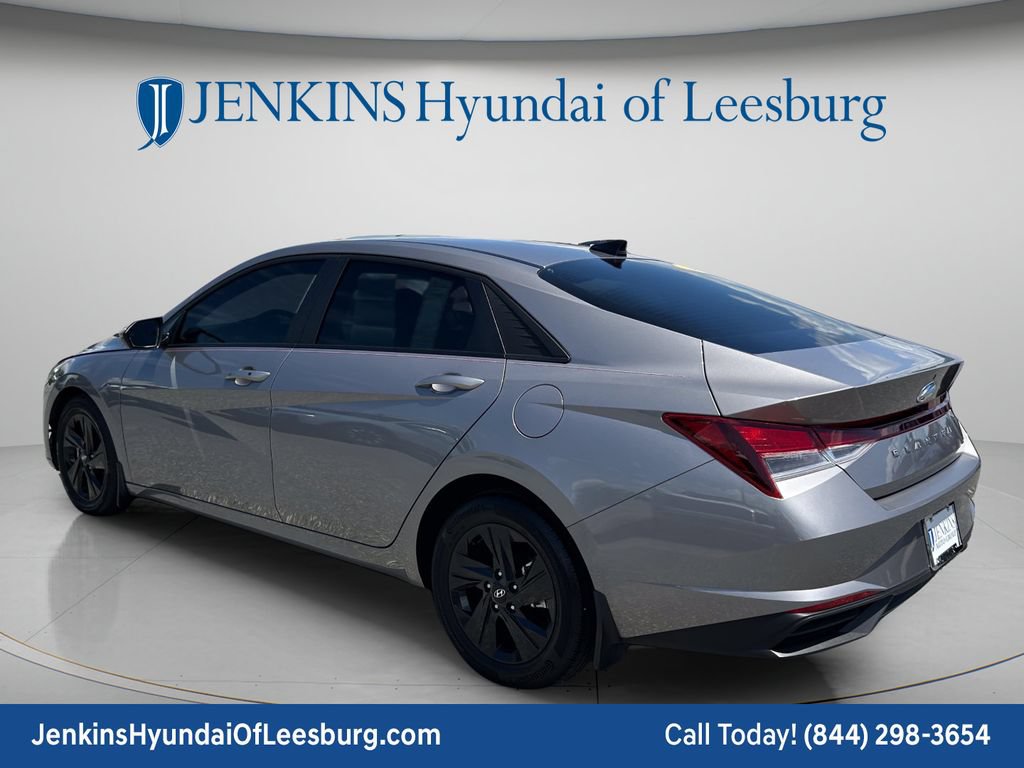 Used 2021 Hyundai Elantra SEL w/ Convenience Package FWD image 7