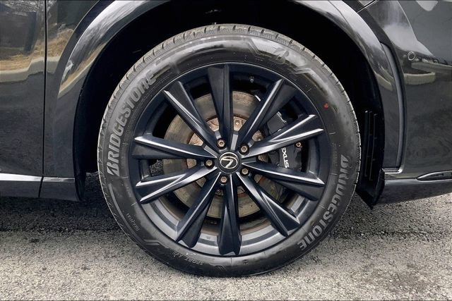 Used 2023 Lexus RX 500h F Sport w/ Accessory Package (2T) image 8