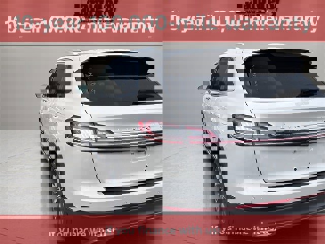 Used 2022 Lincoln Nautilus Reserve w/ Luxury Package image 12