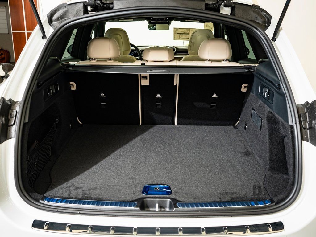 New 2026 Mercedes-Benz GLC 300 4MATIC image 17