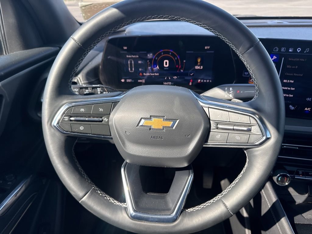 Certified 2025 Chevrolet Traverse LT w/ Sun and Wheel Package AWD/4WD image 17