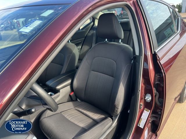 Used 2024 Nissan Altima 2.5 SV image 11