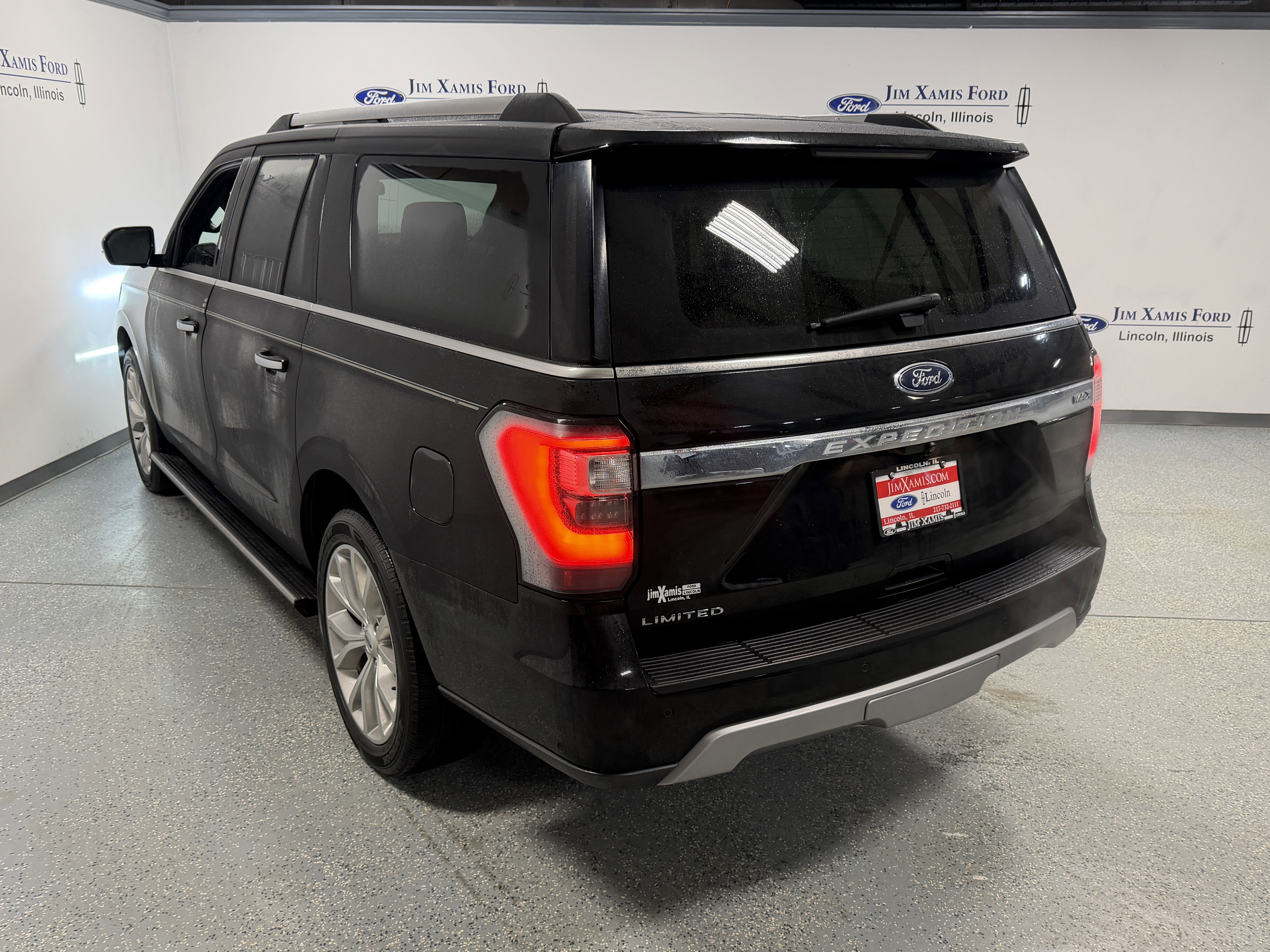 Used 2018 Ford Expedition Max Limited w/ Equipment Group 302A image 4
