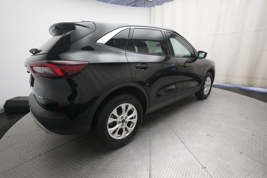 Used 2023 Ford Escape Active w/ Tech Pack #2 AWD/4WD image 35