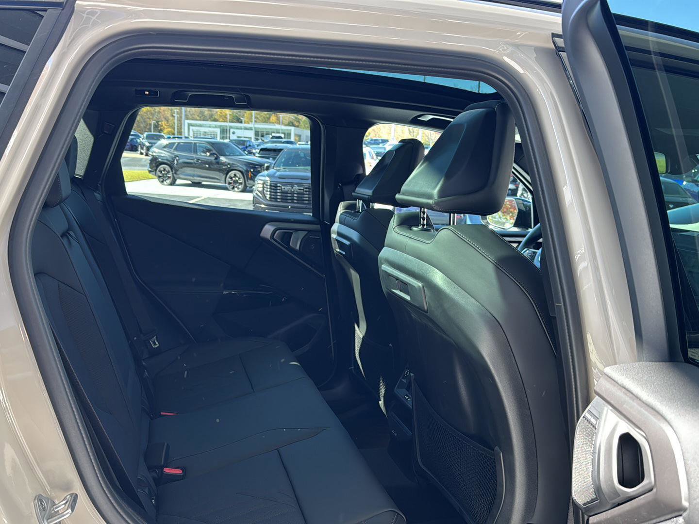 New 2026 BMW X3 M50 w/ Premium Package image 10