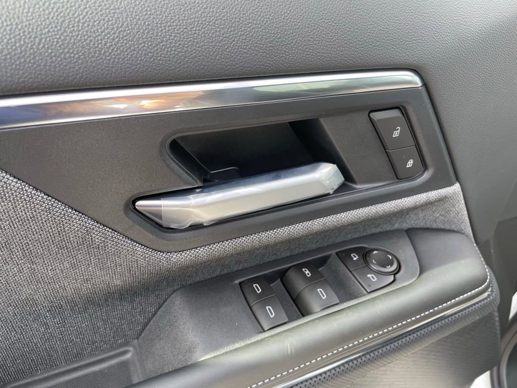 New 2026 GMC Sierra EV Elevation image 12