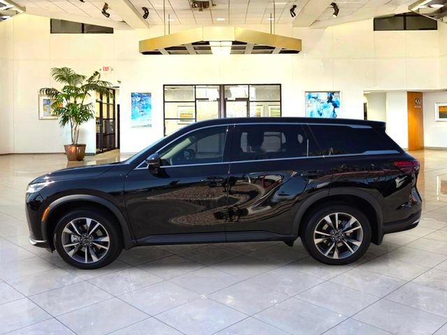 Certified 2026 INFINITI QX60 Pure w/ Family Package AWD/4WD image 8