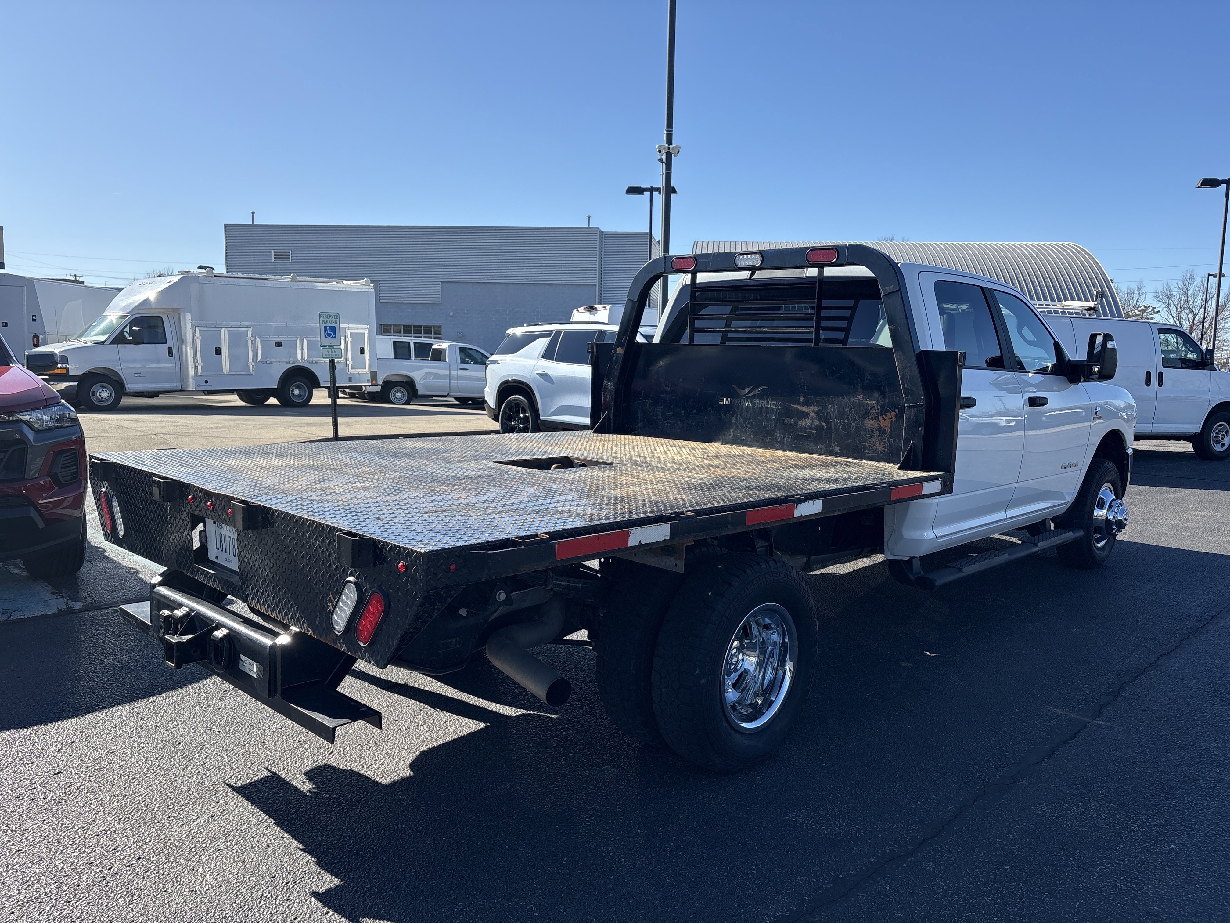 Used 2024 RAM 3500 SLT w/ Quick Order Package 2YG SLT AWD/4WD image 7