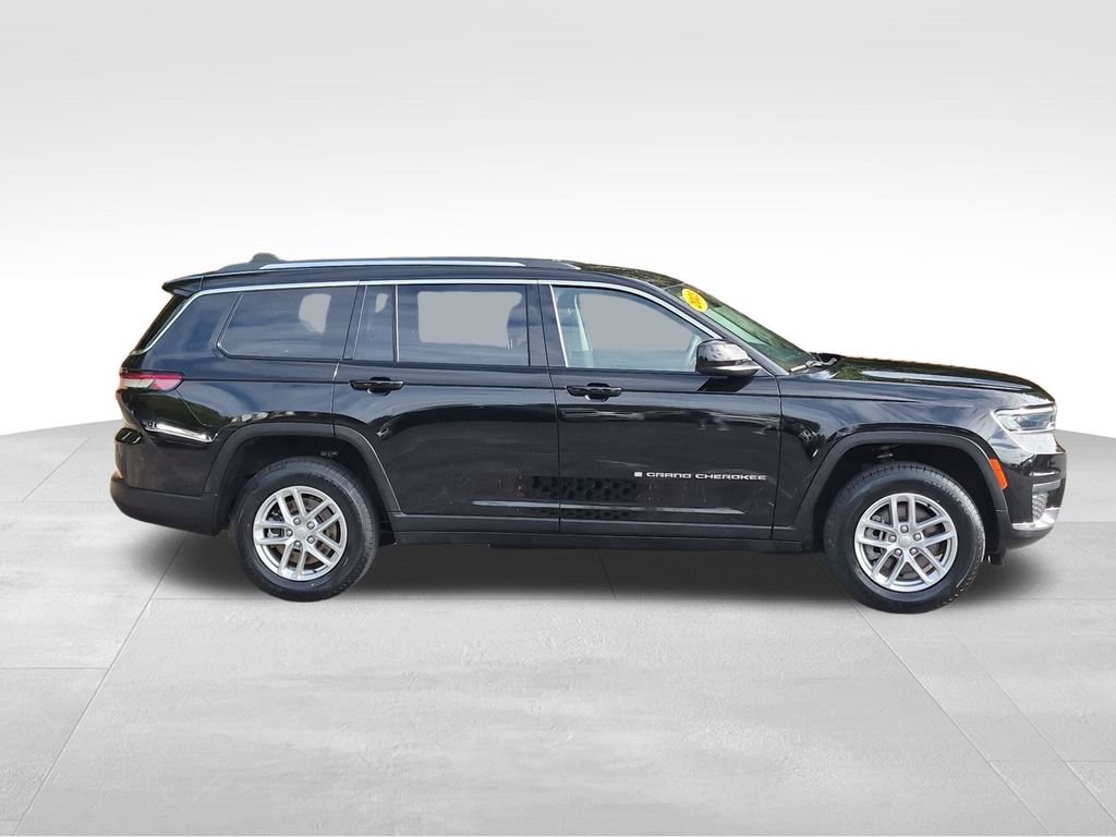 Used 2023 Jeep Grand Cherokee L Laredo AWD/4WD image 5