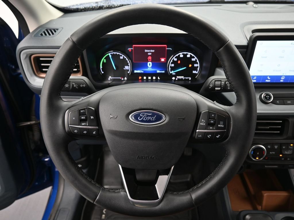 Used 2023 Ford Maverick Lariat w/ Lariat Luxury Package image 13