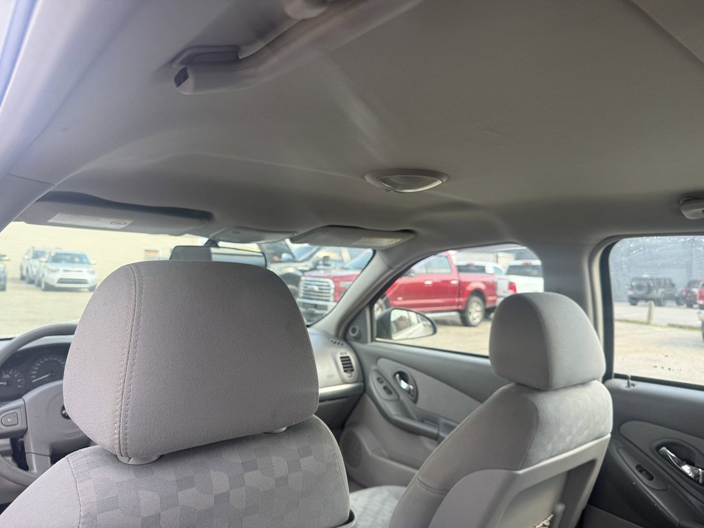 Used 2005 Chevrolet Malibu LS image 15