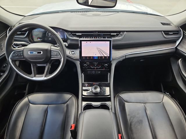 Used 2023 Jeep Grand Cherokee L Limited w/ Trailer Tow Group (B) image 11