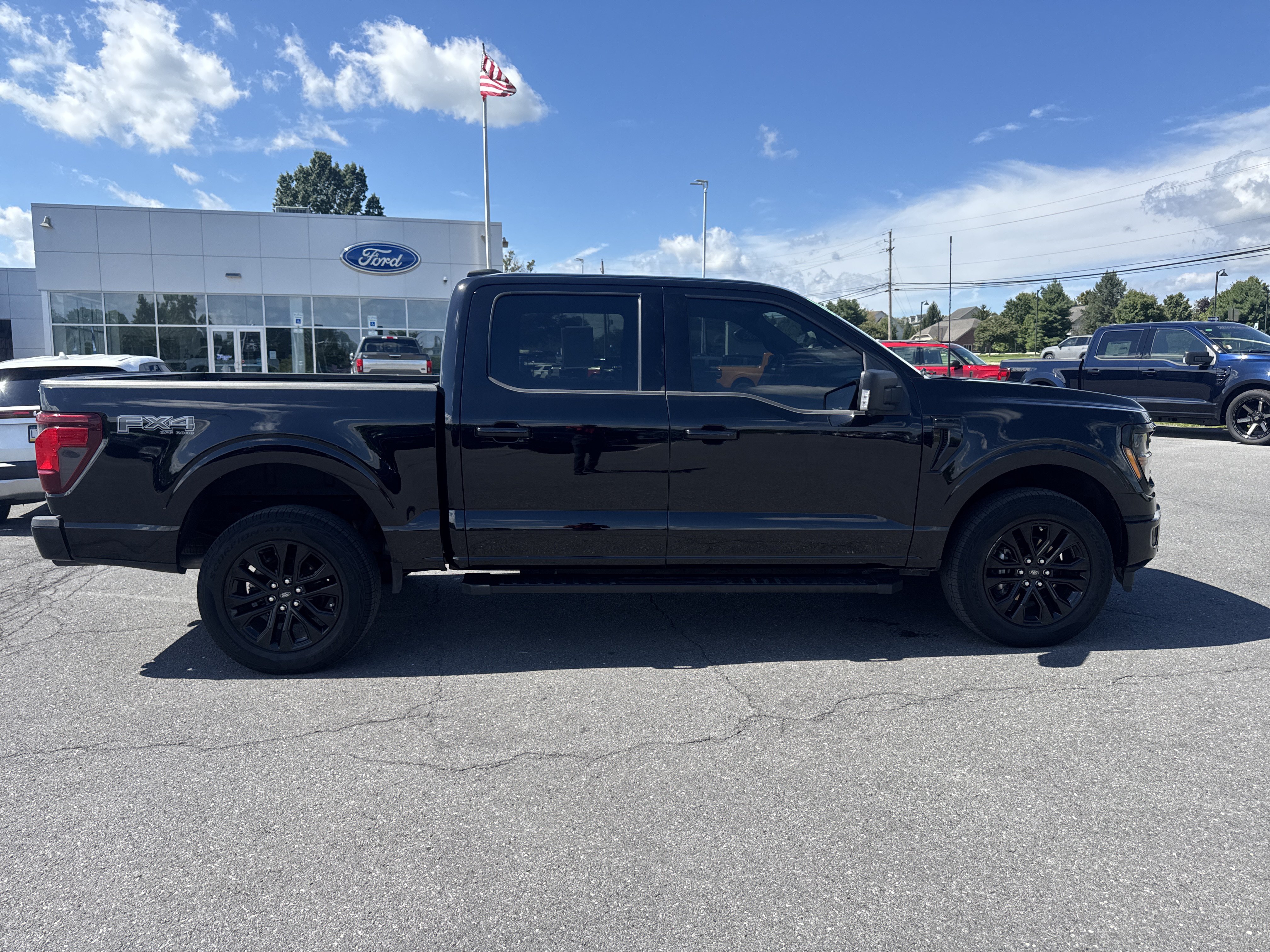 Used 2024 Ford F150 XLT w/ Equipment Group 302A MID AWD/4WD video 2