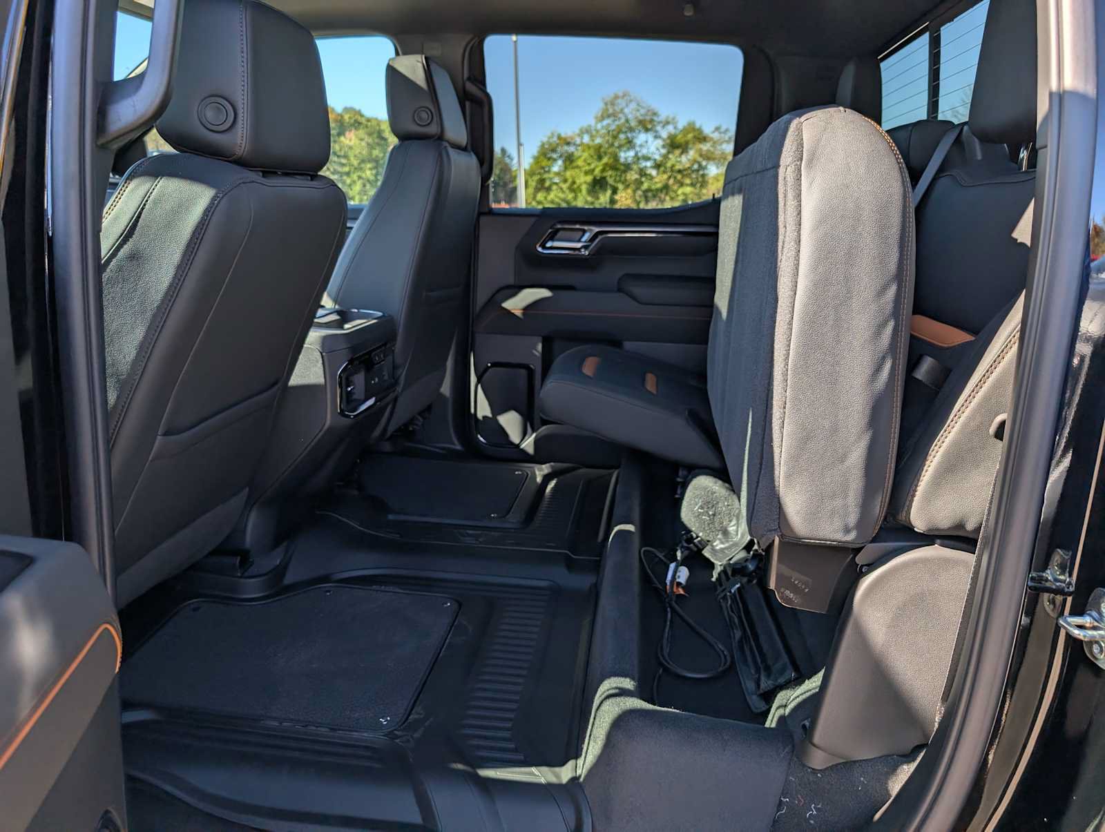 New 2026 GMC Sierra 1500 AT4 w/ AT4 Premium Package AWD/4WD image 22