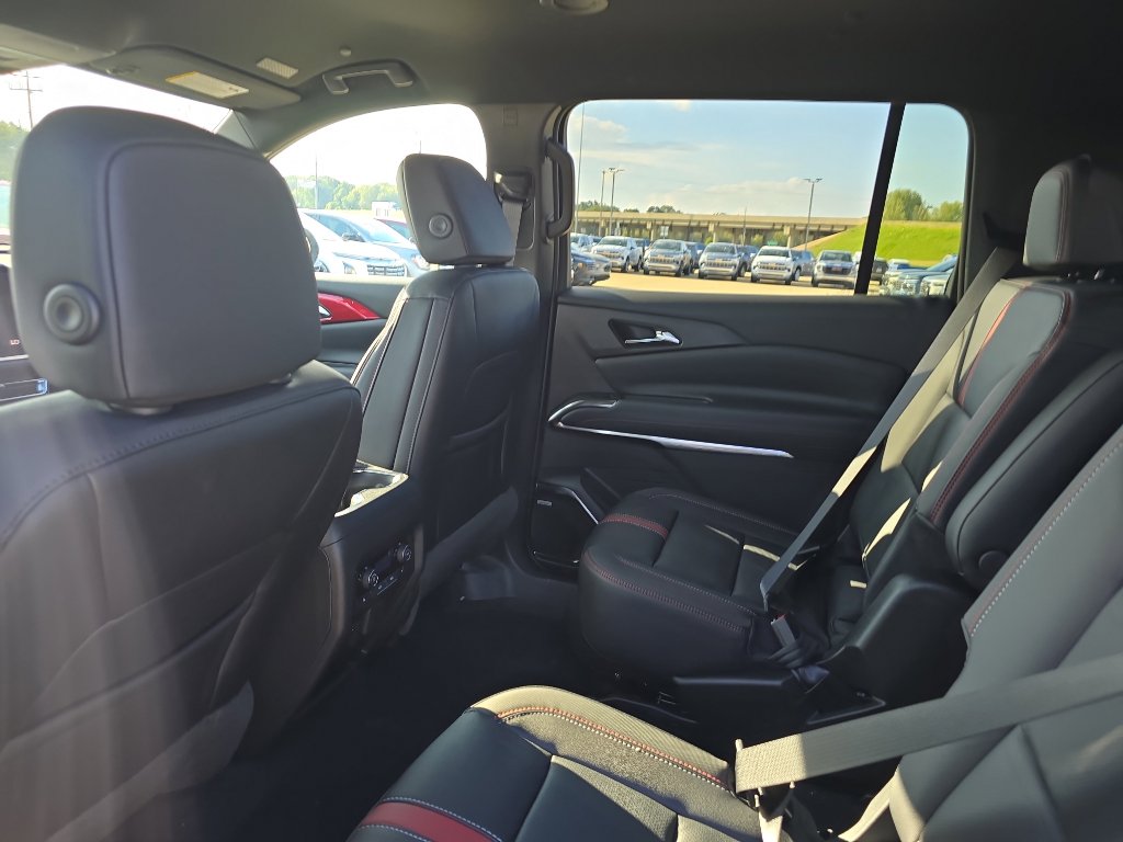 New 2026 Chevrolet Traverse RS image 11