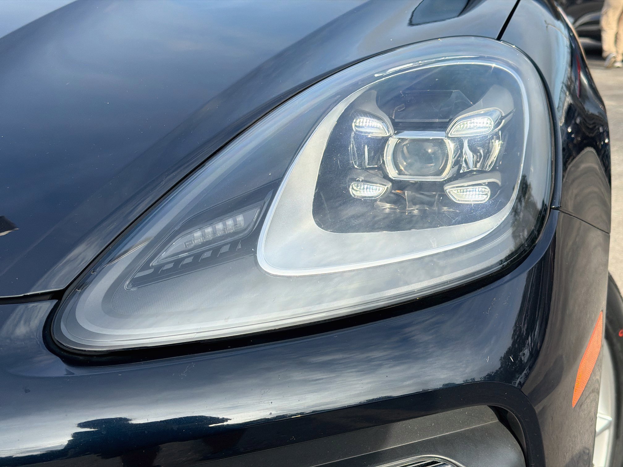 Used 2019 Porsche Cayenne AWD/4WD image 9
