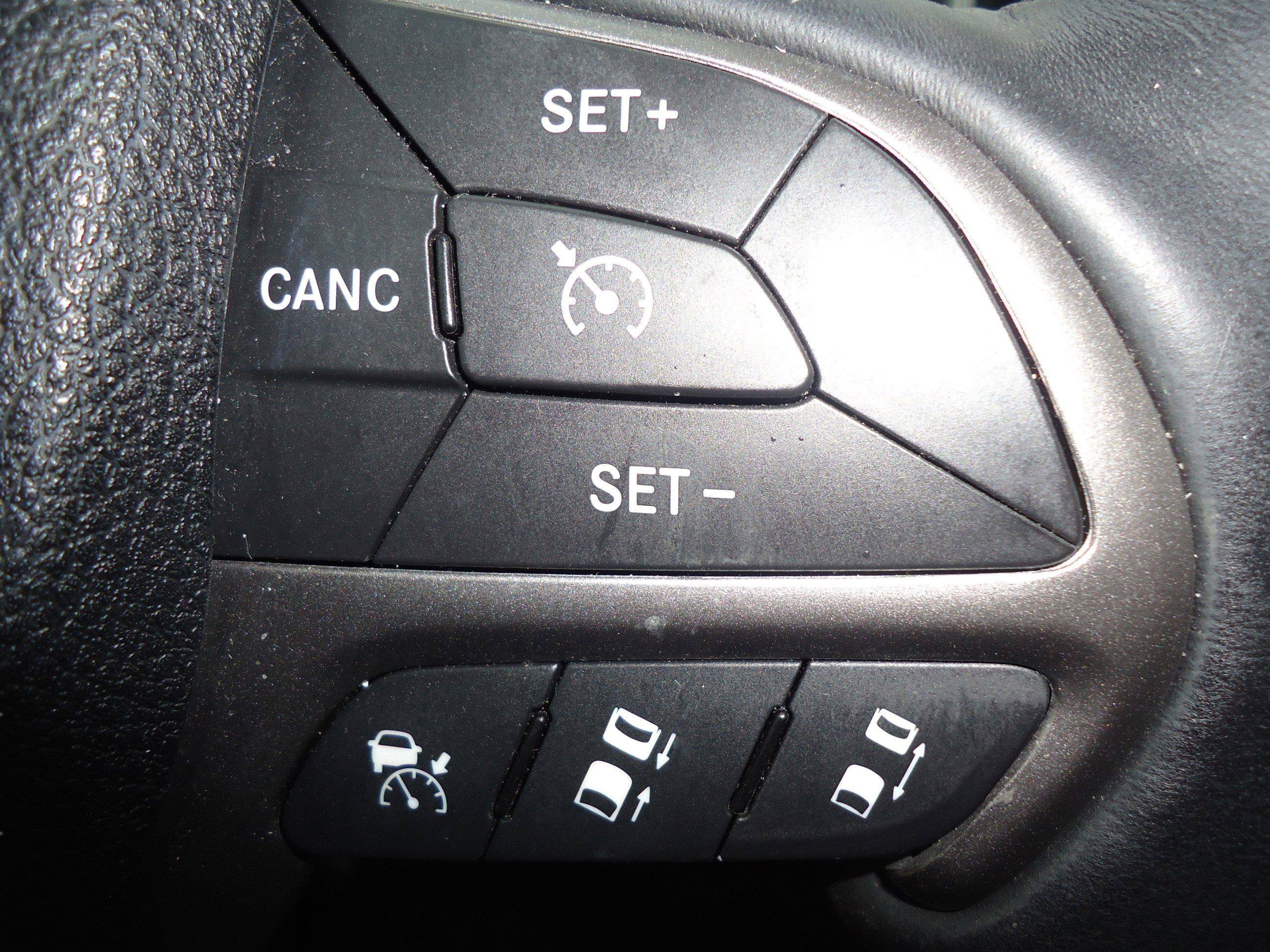 Used 2017 Jeep Grand Cherokee Summit AWD/4WD image 23