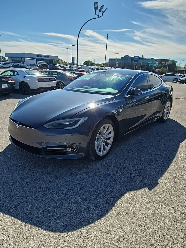 Used 2017 Tesla Model S 100D image 3