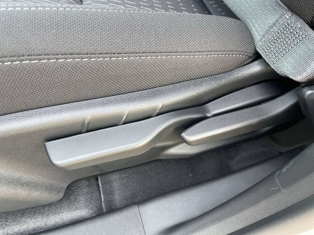 New 2027 Chevrolet Equinox LT w/ LPO, Floor Liner Package FWD image 12
