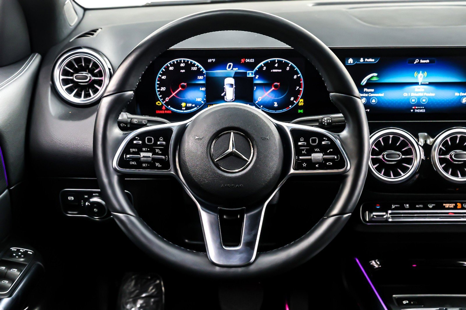 Certified 2023 Mercedes-Benz GLA 250 4MATIC w/ Premium Package image 18