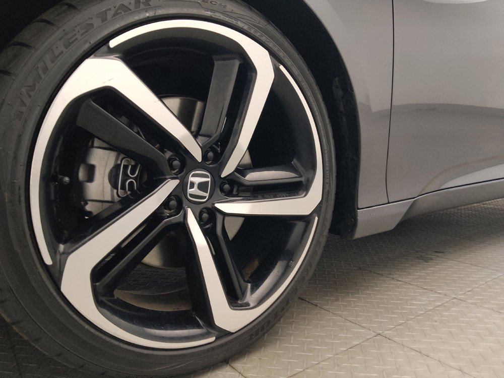 Used 2018 Honda Accord Sport image 31