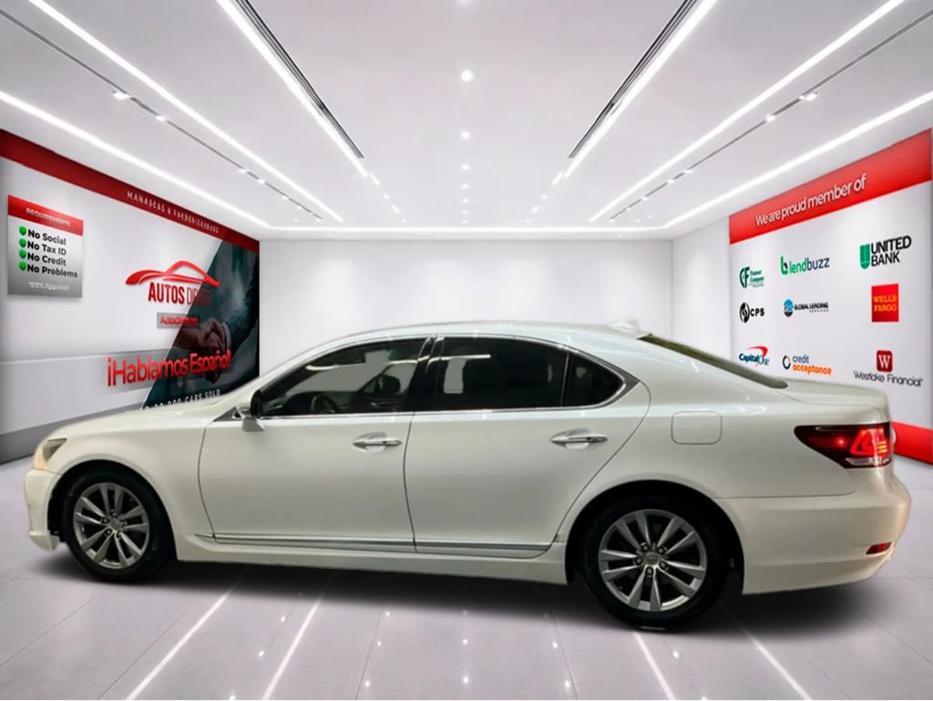 Used 2016 Lexus LS 460 w/ Comfort Package RWD image 5