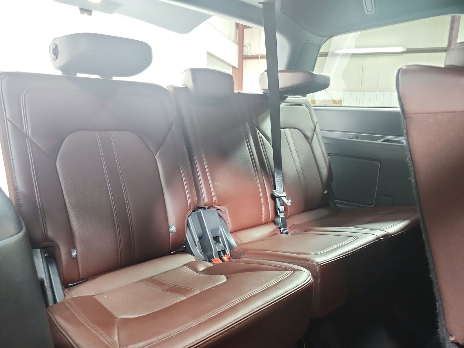 Used 2024 Ford Expedition Limited image 49