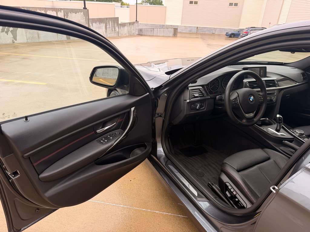 Used 2015 BMW 328i Sedan RWD image 8