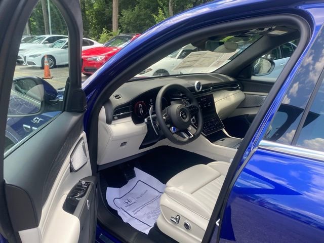 New 2024 Maserati Grecale GT image 18