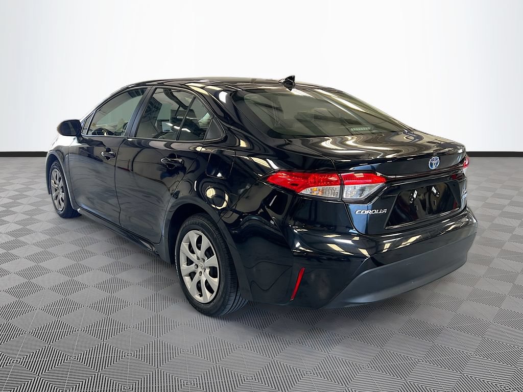 Used 2024 Toyota Corolla LE FWD image 5