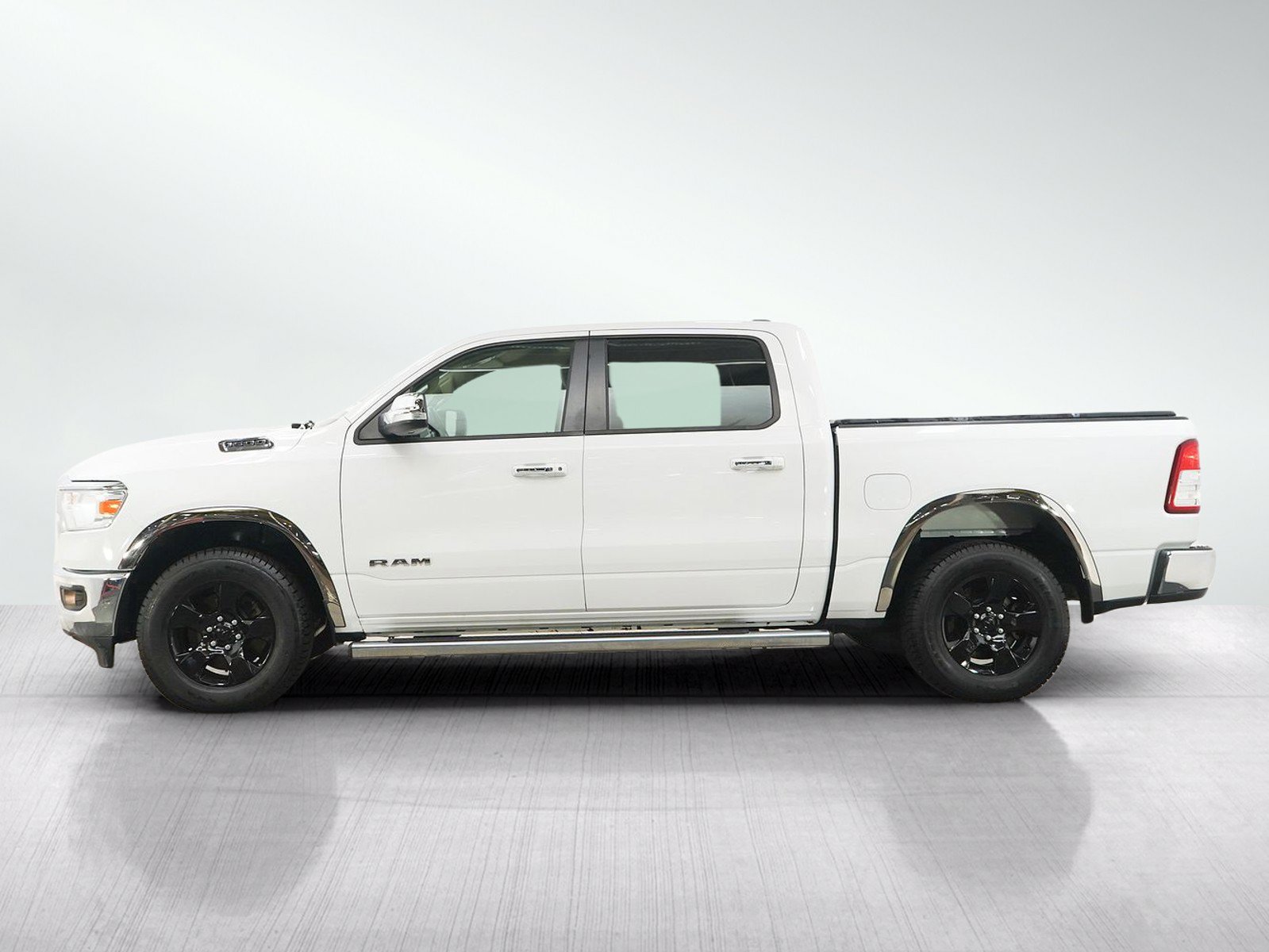 Used 2020 RAM 1500 Big Horn AWD/4WD image 2