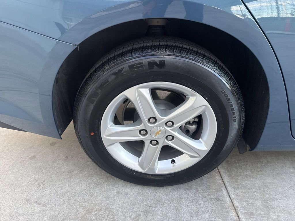 Used 2024 Chevrolet Malibu LS w/ Driver Confidence Package image 10